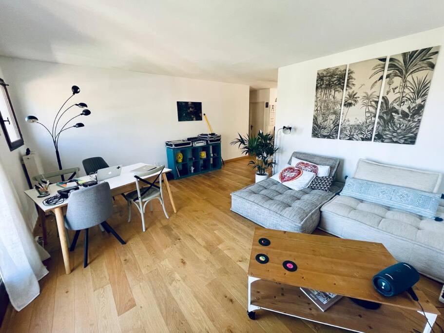 Superbe Appartement Sur Vence Bagian luar foto
